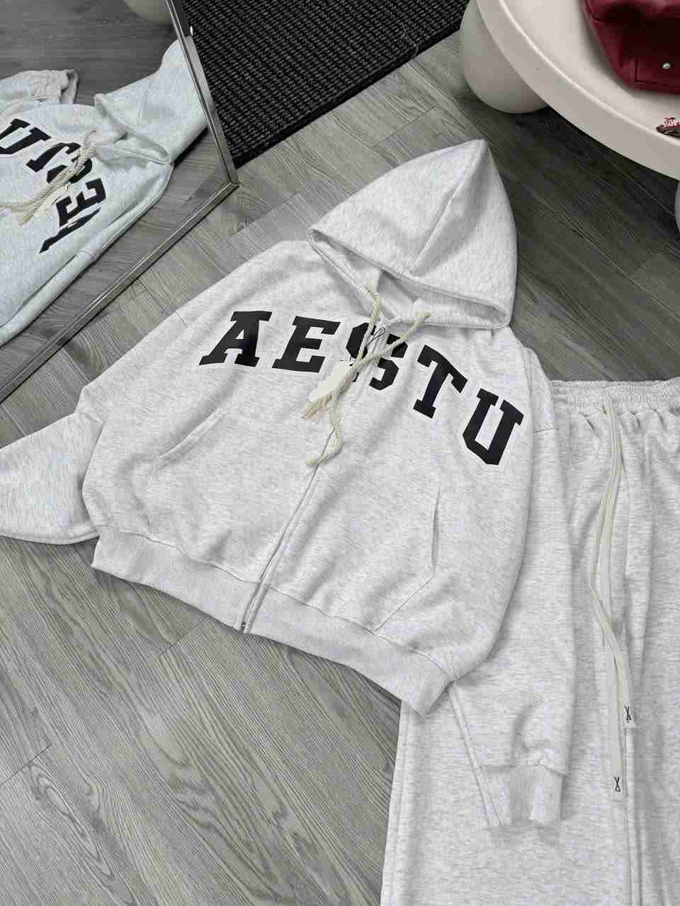 SET NỈ AESTU – NĂNG ĐỘNG, CỰC CHILL MÙA THU ĐÔNG 2 SET NỈ AESTU – NĂNG ĐỘNG, CỰC CHILL MÙA THU ĐÔNG - Ảnh 2